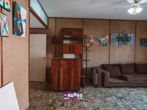 Venta casa 3 ambientes con local