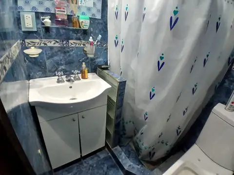 Depto Tipo Casa 2 ambientes con 1 baño