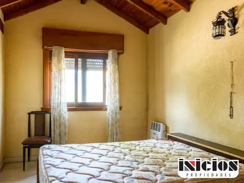 Casa: Libres del Sur esq. Diag. Favaloro - Mar de Ajo - C275