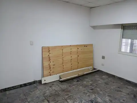 Casa 2 ambientes con 1 baño