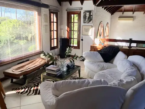 Casa en Venta en Playa Mansa, USD 585.000