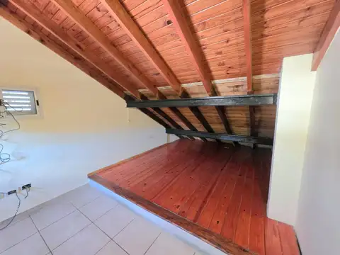 Depto Tipo Casa en Venta 27 años