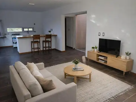 Venta casa 2 dormitorios Funes