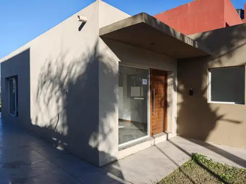 Casa en Venta en Funes, USD 105.000