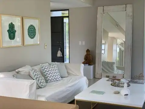 Casa en Alquiler de 4 dormitorios