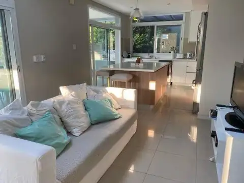 Alquiler casa 4 dormitorios , mas Play Nordelta