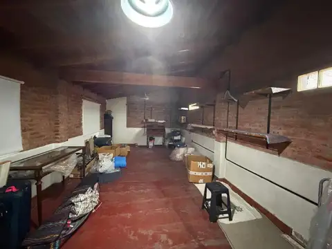 Galpon en Alquiler en Ramos Mejia, $ 1.200.000