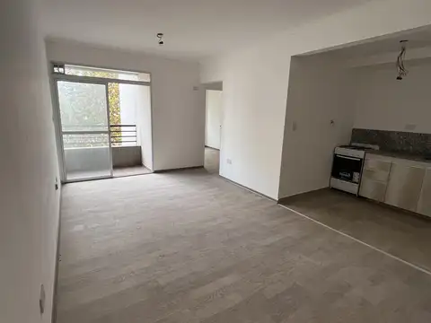 Semipiso a Estrenar 2 ambientes con balcon al frente