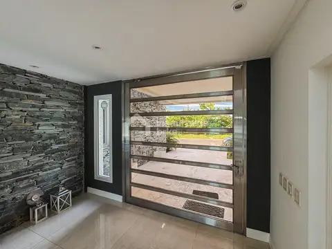 Casa en Alquiler de 3 dormitorios