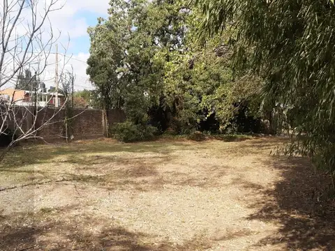 Terreno en Venta, FOT 2,5