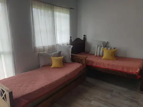 Hermosa casa en Los Acantilados