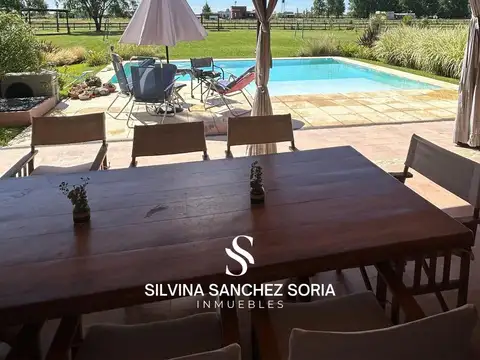 CHACRA 7 AMBIENTES EN VENTA HARAS EL MALACATE, EXALTACIÓN  DE LA CRUZ 