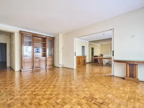 Venta Departamento 5 ambientes con cochera en Retiro
