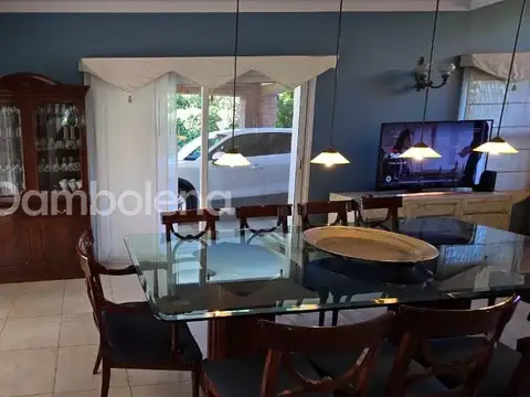 Casa  en Venta en Banco Provincia, Francisco Álvarez, Moreno