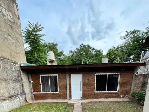 ALQUILER DE CASA DE 3 AMBIENTES.