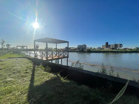 Terreno en Venta de 827,0 m2