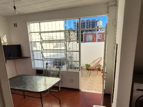 Depto Tipo Casa en Alquiler de 3 dormitorios