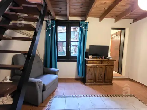 Depto Tipo Casa 4 ambientes con 1 baño