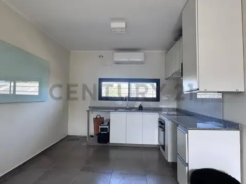 leandro alem 200, Piso 0