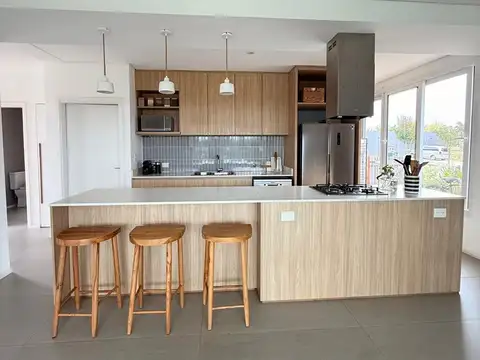 Casa  en Alquiler en Muelles, Puertos - Escobar