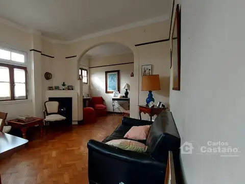 Exclusiva Casa/PH 4 Amb con Terraza Propia en las Barrancas de Vicente López – Sin Expensas
