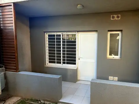 M. Quiros n°1042 Depto 4 PB