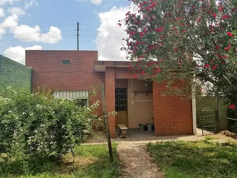 Casa en Venta con 1 cochera