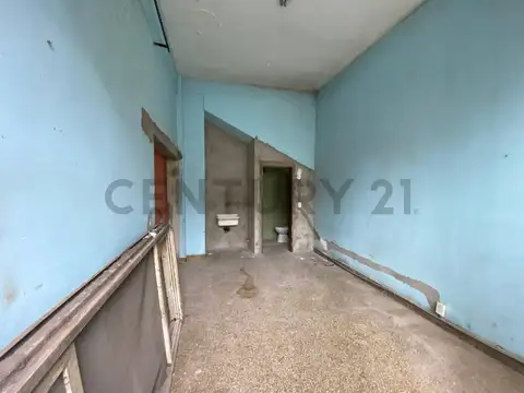 2 de mayo 3000, Piso 0