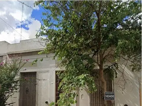 Importante Casa estilo antiguo