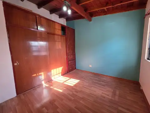 Depto Tipo Casa en Venta en Castelar Sur, USD 58.000