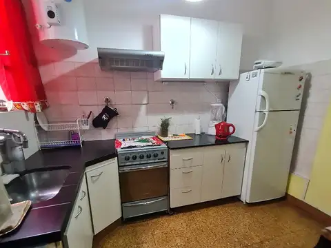 3 AMBIENTES TIPO CASA GRAN PATIO SIN EXPENSAS