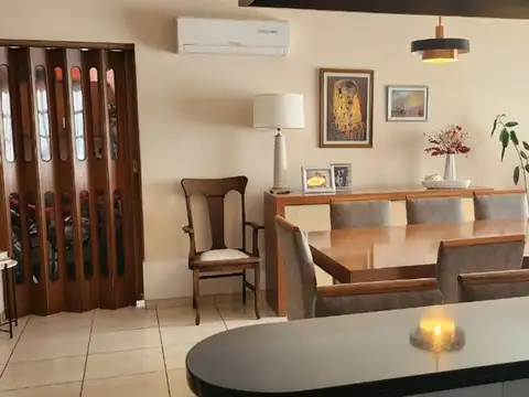 Casa en Venta en General Gutierrez, Maipu