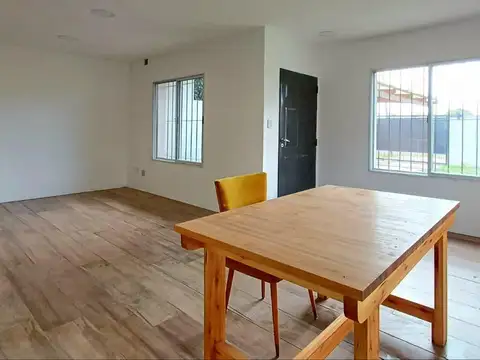 Depto Tipo Casa en Venta en Pablo Nogues, USD 70.000