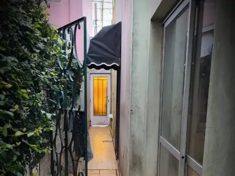 66 E/ 132 Y 133 - Los Hornos 100
