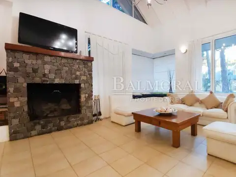 Casa en Alquiler - Zona: Pinamar Norte / REF: 8022