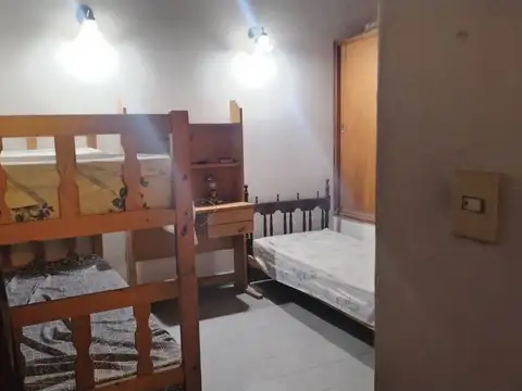 VENTA GALPON ARGUELLO CON CASA Y DEPTO