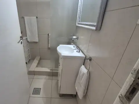 Depto Tipo Casa en Venta al Este