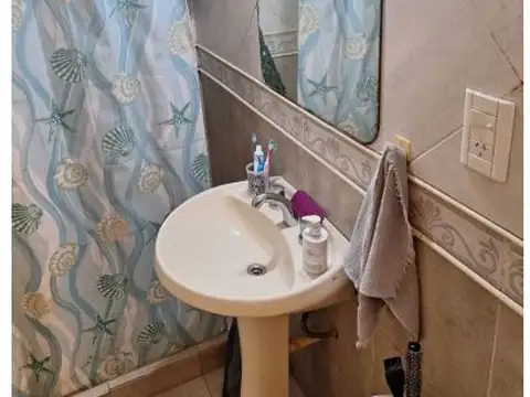 Laporte 4300 , Piso 0