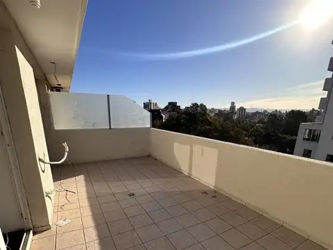 Departamento en Alquiler de 6 ambientes