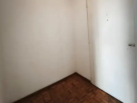 TRES AMBIENTES EN COMPLEJO DE TORRES EN COLEGIALES  TODOS LOS AMBIENTES CON VISTA AL EXTERIOR !