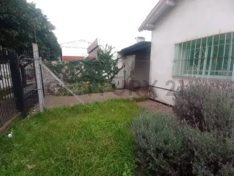 Balbastro 3900, Piso 0