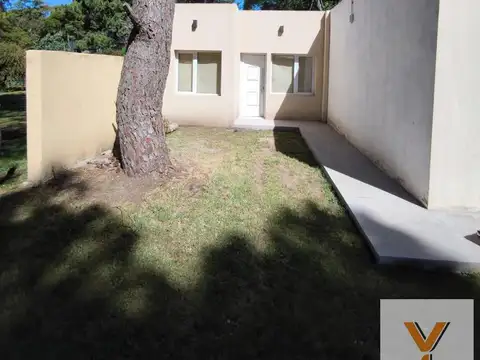 Casa en venta - 6 Dormitorios 3 Baños - Necochea