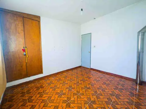 Venta Casa Dúplex + Apartamento al fondo en Pando