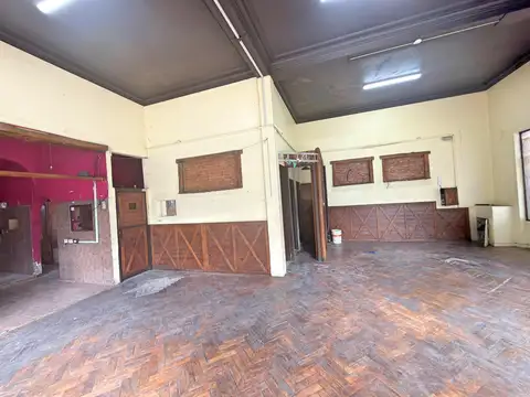 Local en Alquiler 65 años