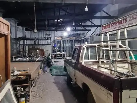 Galpón de 200 m2 Centrico