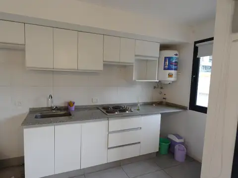 VENTA - MONOAMBIENTE  – BARRIO REFINERÍAS