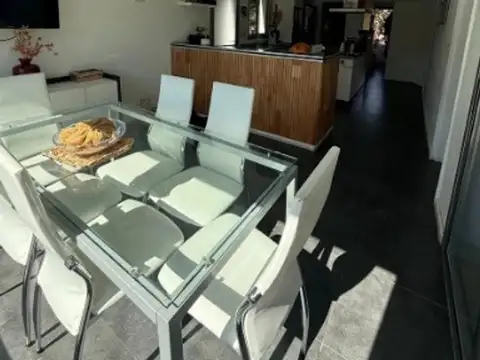 Casa en Venta en Pilar, USD 320.000