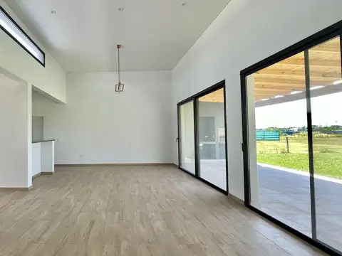 Casa en Venta en Puertos del Lago en una planta