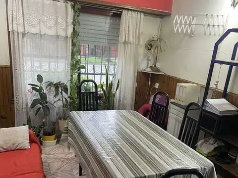 Depto Tipo Casa en Venta de 5 dormitorios