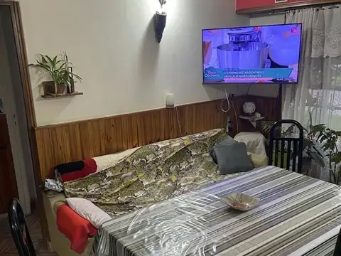 Depto Tipo Casa en Venta de 8 ambientes